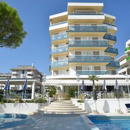 לידו די ג'סולו Hotel Anthony מראה חיצוני תמונה