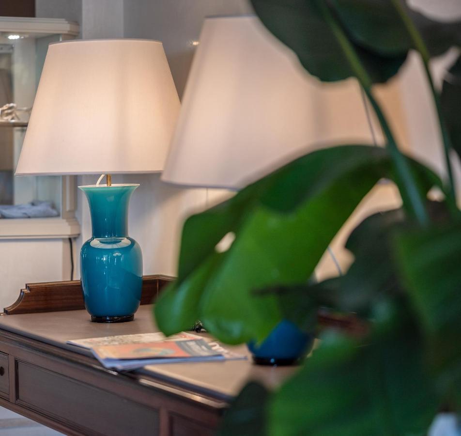 לידו די ג'סולו Hotel Anthony מראה חיצוני תמונה